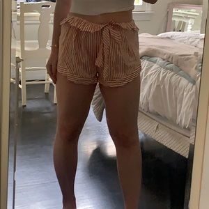 For love and lemons short